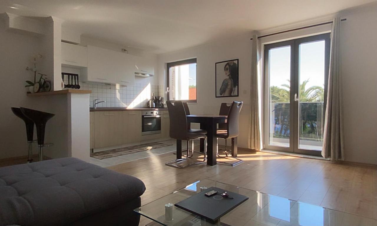 Apartments Tasha Мали-Лошинь Экстерьер фото