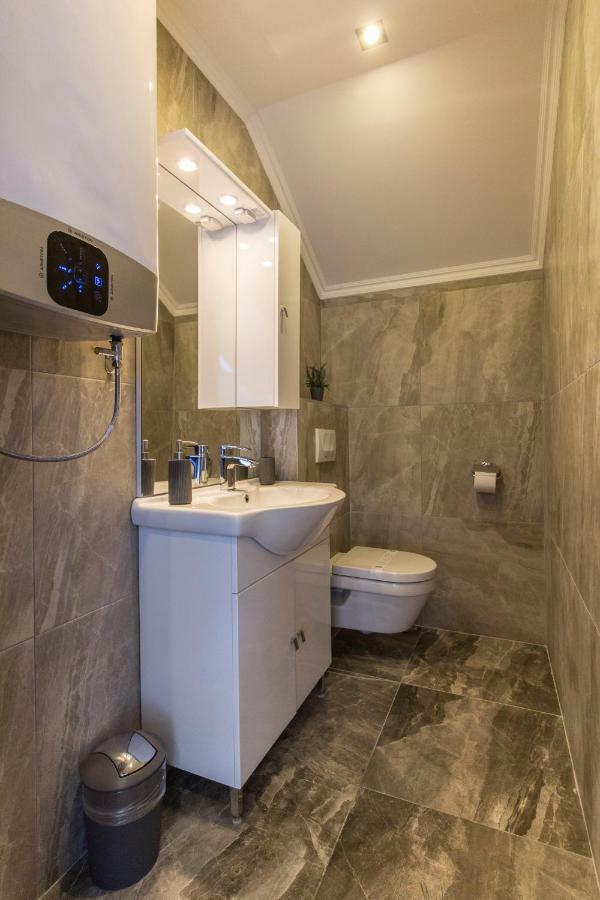Apartments Tasha Мали-Лошинь Экстерьер фото